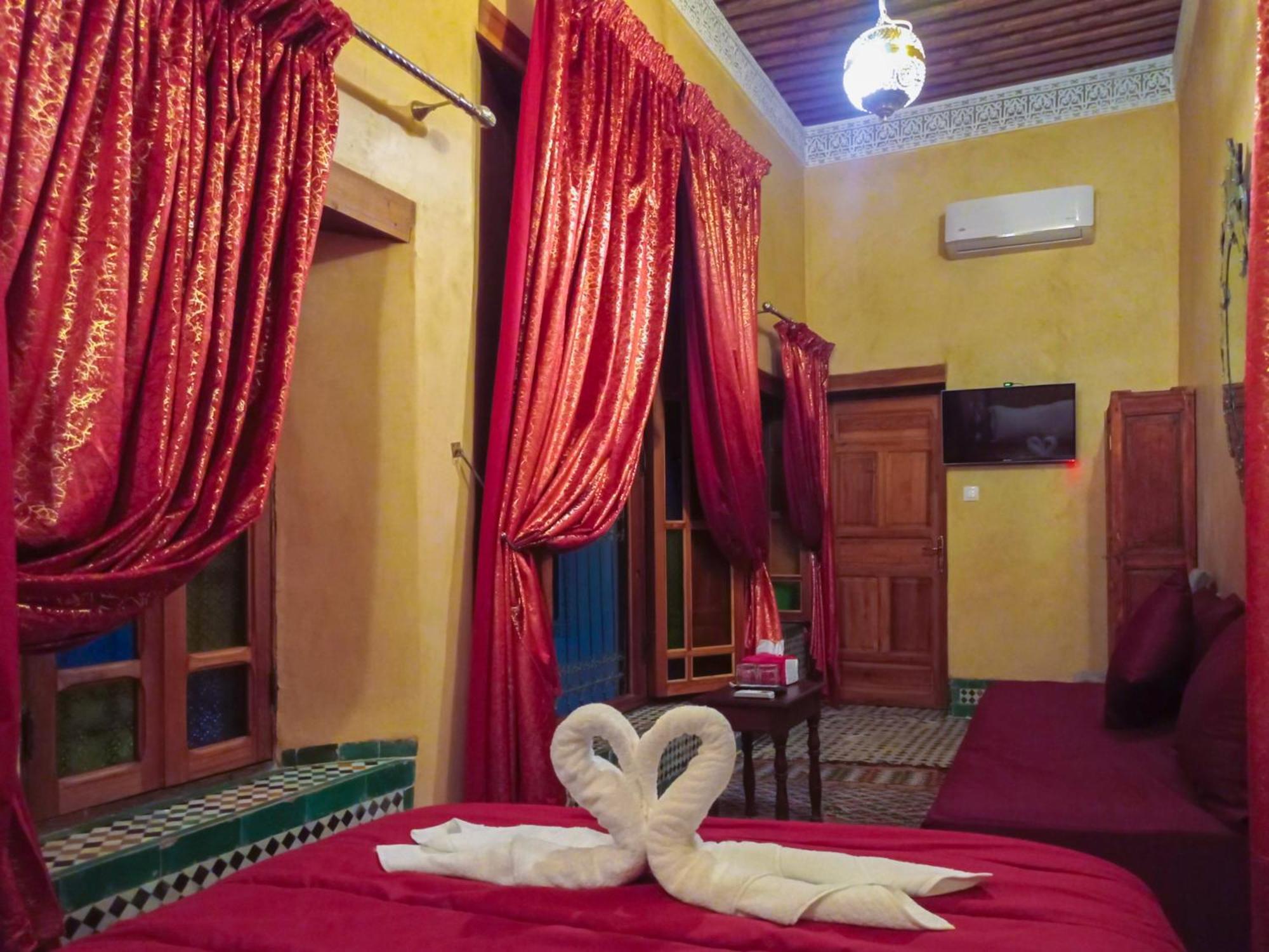 Riad Dar Lalj פס חדר תמונה